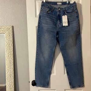 Zara comfort mom Fit blue Jean size US 12- NWT